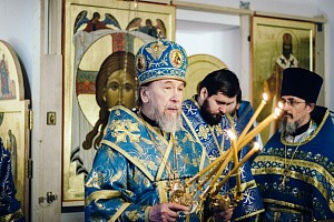 Митрополит Анастасий возглавил Литургию в возрождающемся Спасском монастыре г. Ульяновска