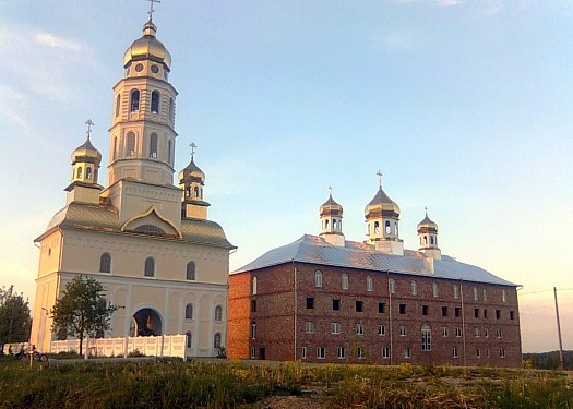 Свято-Иоанно-Богословский мужской монастырь Черновицко-Буковинской епархии