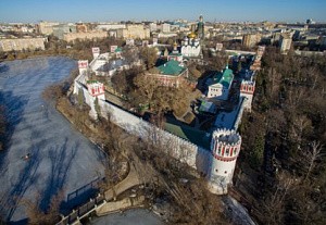Археологи исследуют Новодевичий монастырь Москвы