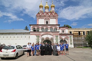 В Иосифо-Волоцком монастыре завершил работу студенческий отряд Московского государственного университета путей сообщения