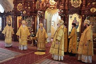Митрополит Крутицкий и Коломенский Ювеналий совершил Литургию в Екатерининском монастыре
