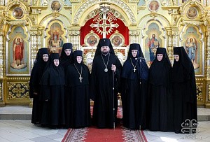 Архиепископ Роман освятил Старо-Покровский монастырь Якутской епархии и возвел его настоятельницу в сан игумении