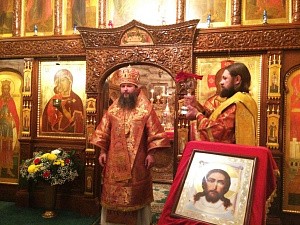 Епископ Евгений отслужил Литургию в монастыре на Ганиной Яме