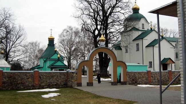 Свято-Сретенский Михновский женский монастырь Волынской епархии