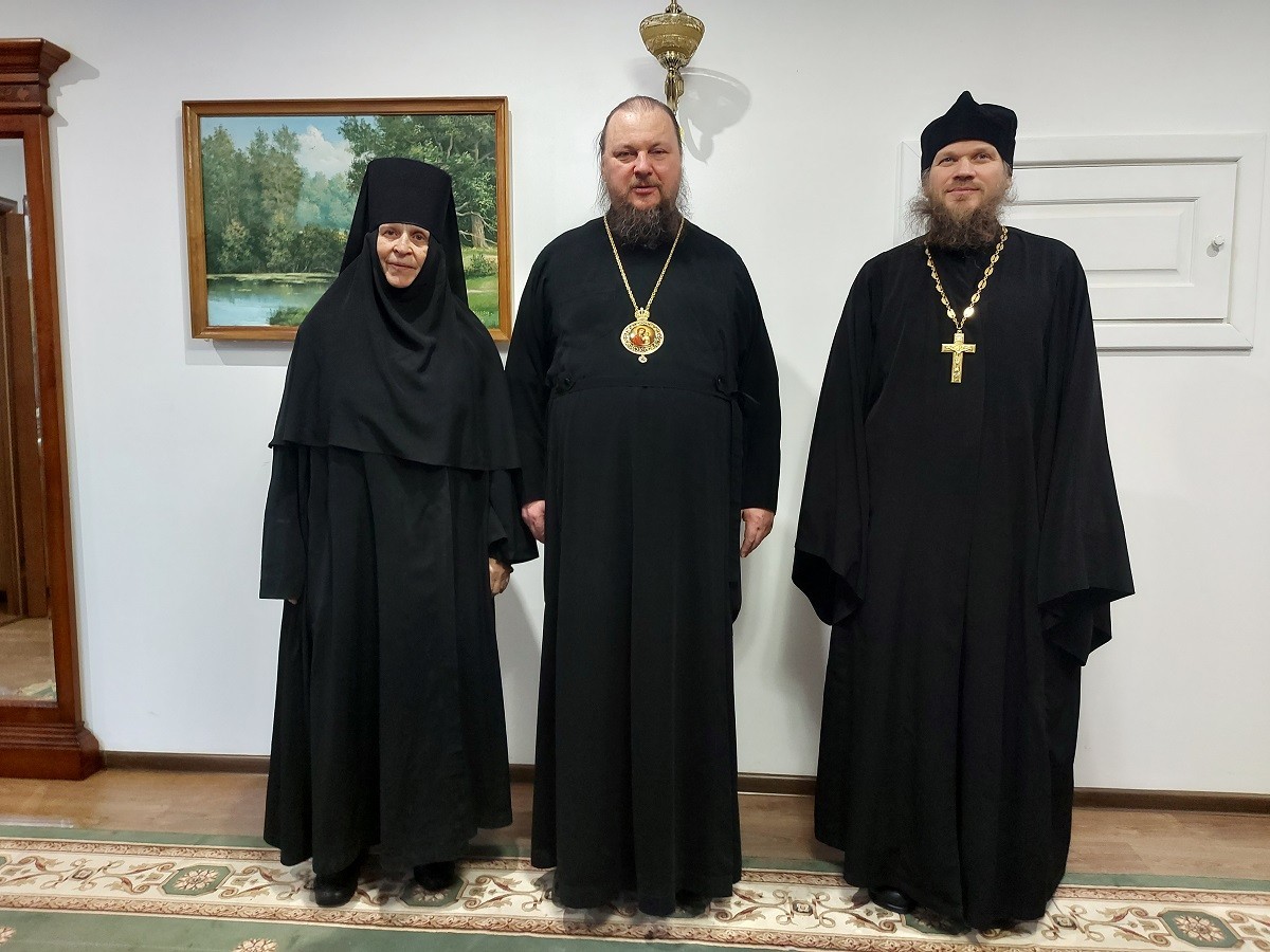 В Костромской митрополии состоялась итоговая аттестация слушателей с целью аккредитации курсов базовой подготовки в области богословия для монашествующих
