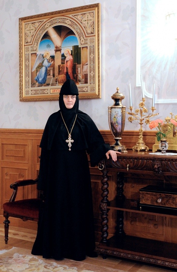 Наше монашеское служение в том, чтобы всем приходящим к святой Матроне Московской было хорошо и тепло