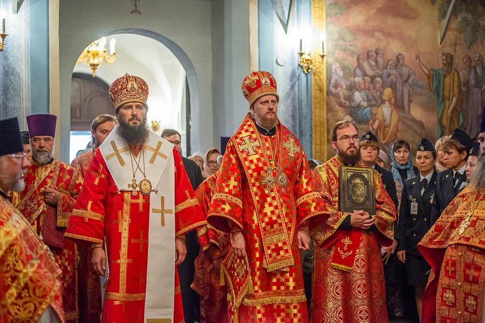 Митрополит Волгоградский Феодор совершил чин великого освящения главного собора Феодоровского женского монастыря в Переславле-Залесском