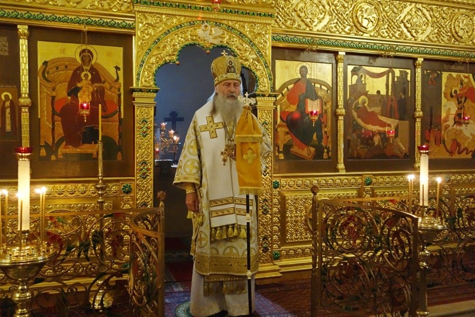 Архиепископ Феогност отслужил Литургию в Богородице-Рождественском монастыре