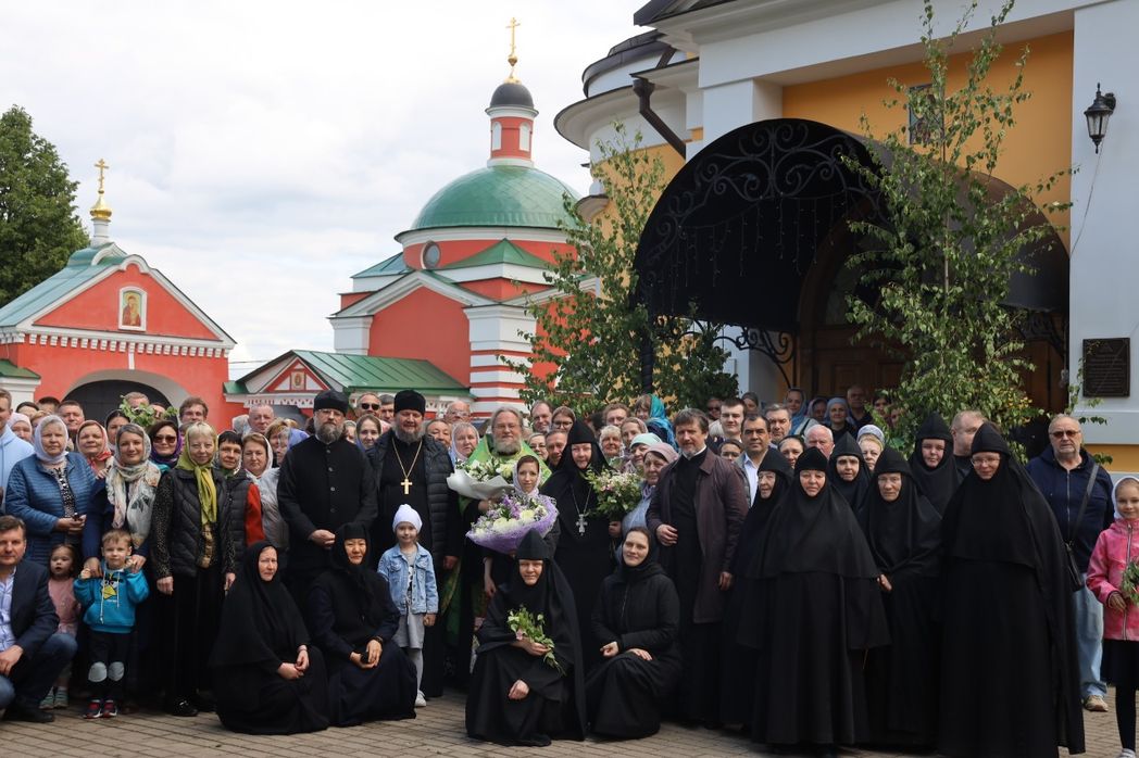Праздник Святой Троицы отметили в Аносином монастыре