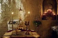 В Инкерманском и Балаклавском монастырях в Крыму встретили праздник Рождества Христова