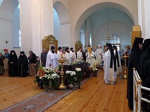 Состоялось отпевание настоятельницы Александро-Невского монастыря                          в с. Маклакове Московской епархии игумении Елизаветы (Семеновой)