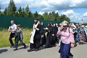 В Зосимовой пустыни состоялся крестный ход в честь прославления основателя монастыря в лике святых