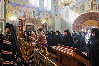 Митрополит Ярославский и Ростовский Вадим поздравил настоятельницу Авраамиева монастыря игумению Миропию (Юрченкову) с 80-летним юбилеем