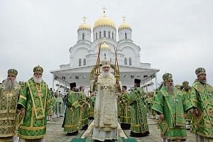 В день памяти прп. Серафима Саровского Предстоятель Русской Церкви совершил Литургию в Серафимо-Дивеевском монастыре