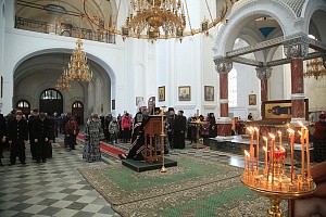 Митрополит Кирилл отслужил утреню с чтением Великого канона в Свято-Николаевском монастыре г. Верхотурья