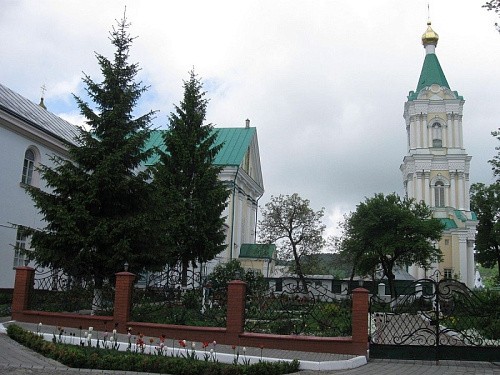 Свято-Богоявленский Кременецкий женский монастырь Тернопольской епархии 
