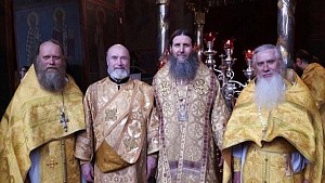 Митрополит Даниил отслужил Литургию в Троице-Сергиевой лавре