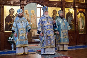 Митрополит Сергий возглавил престольный праздник в Иверском монастыре г. Самары 