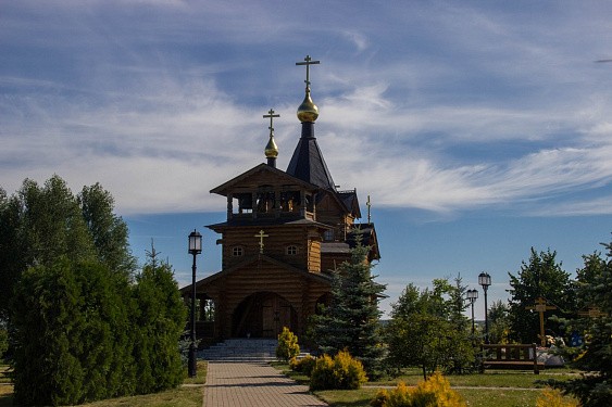 Ломовский скит Серафимо-Дивеевского монастыря в честь святых мучеников Флора и Лавра