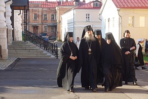 Архиепископ Феогност возглавил престольный праздник в Богородице-Рождественском монастыре