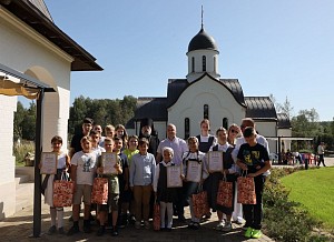 Учащиеся «Доброй школы на Сольбе» и Первого православного колледжа при Сольбинской обители заняли призовые места на фестивале юных звонарей «Александровский перезвон»