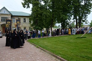 В Свято-Троицком Александро-Невском монастыре в с. Акатове состоялось празднование иконы Божией Матери «Скоропослушница»