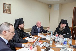 В Госдуме состоялся груглый стол, посвященный святителю Петру