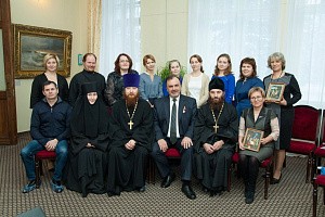 Благовещенская монашеская община г. Сарапула приняла участие в III Сарапульских епархиальных Рождественских образовательных чтениях 