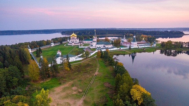  Иверский Валдайский мужской монастырь