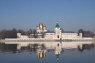 Митрополит Ферапонт возглавил Литургию с Ипатьевском монастыре Костромы