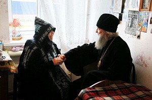 Митрополит Зиновий посетил Свято-Ольгинский Инсарский монастырь Саранской епархии и совершил в нем Литургию