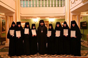 В Иоанно-Предтеченском ставропигиальном монастыре состоялся выпуск первой группы курсов для монашествующих 