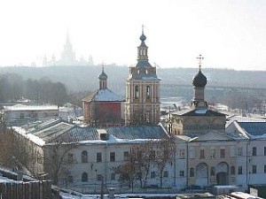 Епископ Феофилакт совершил Литургию в Андреевском монастыре