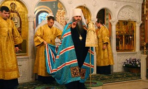 Митрополит Георгий отслужил Литургию на подворье Серафимо-Дивеевского монастыря в Москве