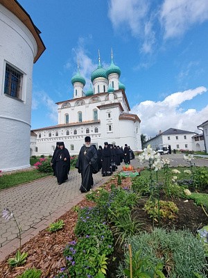 Толгский женский монастырь Ярославской епархии стал победителем конкурса «Ярославль в цвету» 