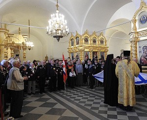 В Соловецком монастыре юнги разных поколений помолились у мощей основателей обители