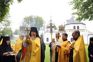 В Стефано-Махрищском монастыре отметили престольный праздник 