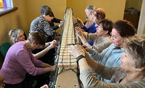 Марфо-Мариинская обитель милосердия приглашает добровольцев плести маскировочные сети для российских военных в зоне конфликта