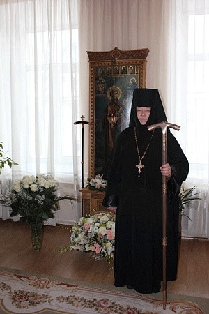 Архиепископ Сергиево-Посадский Феогност поздравил настоятельницу Покровского Хотькова монастыря Олимпиаду с 20-летием игуменства