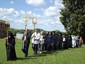 На подворье Богородице-Рождественского монастыря в с. Федоровское состоялся престольный праздник