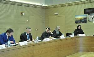 Архиепископ Феогност и игумения Иулиания (Каледа) приняли участие в совещании по вопросам празднования 1000-летия присутствия русских на Святой Горе Афон