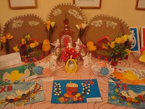 В Свято-Николаевском монастыре г. Верхотурья Екатеринбургской митрополии состоялась выставка детского творчества «Пасхальный перезвон–2015»