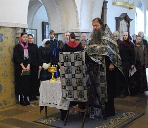 В Марфо-Мариинской обители отслужили молебен к 6-летию медицинского центра «Милосердие»