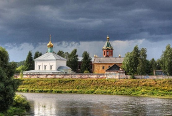 Свято-Духов Иаковлев Боровичский мужской монастырь Свято-Духов Иаковлев Боровичский мужской монастырь