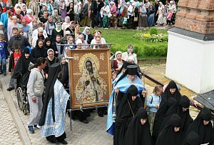 В Шамординскую пустынь доставили Калужскую икону Божией Матери 