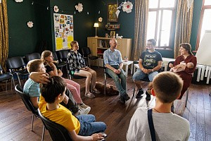 В подростковом клубе «Пилигримия» при Даниловом монастыре Москвы завершилась семидневная программа «Древо семьи» 