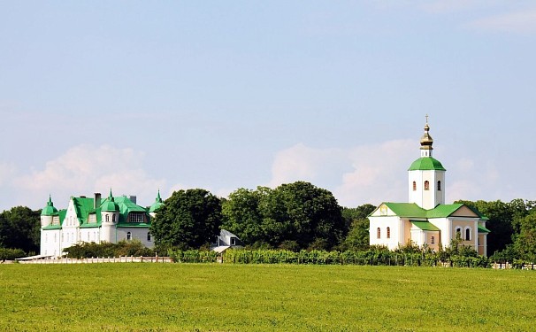 Свято-Троицкий Матронинский женский монастырь Черкасской епархии Свято-Троицкий Матронинский женский монастырь Черкасской епархии