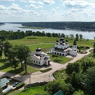 «Монастырь на Богоявленском острове на реке на Волге»