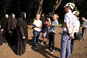 Одигитриевский монастырь г. Челябинска встал на защиту памятной кленовой аллеи