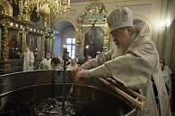 В праздник Крещения Господня Патриарший наместник Московской епархии совершил Литургию в Новодевичьем монастыре Москвы
